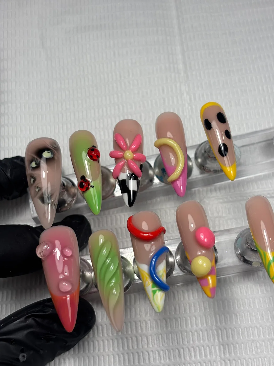 Press-on nails sur mesure